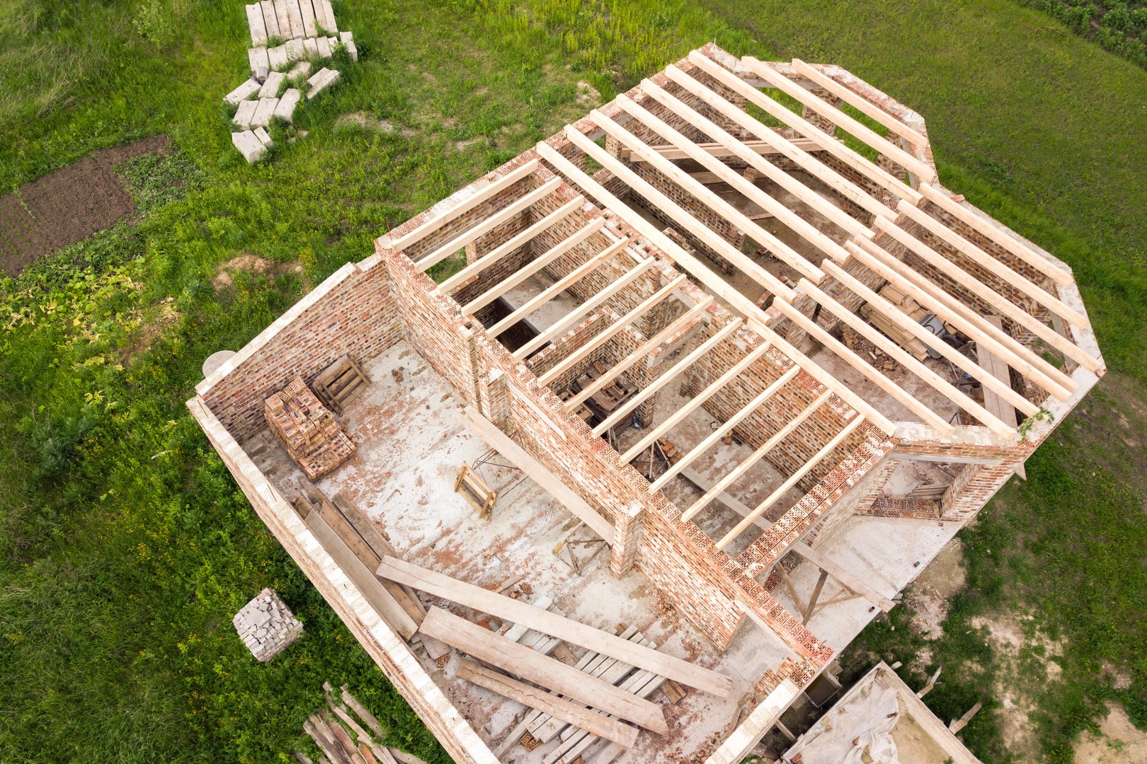 aerial view of a brick house with wooden ceiling f 2026 03 17 05 05 46 utc Large 1